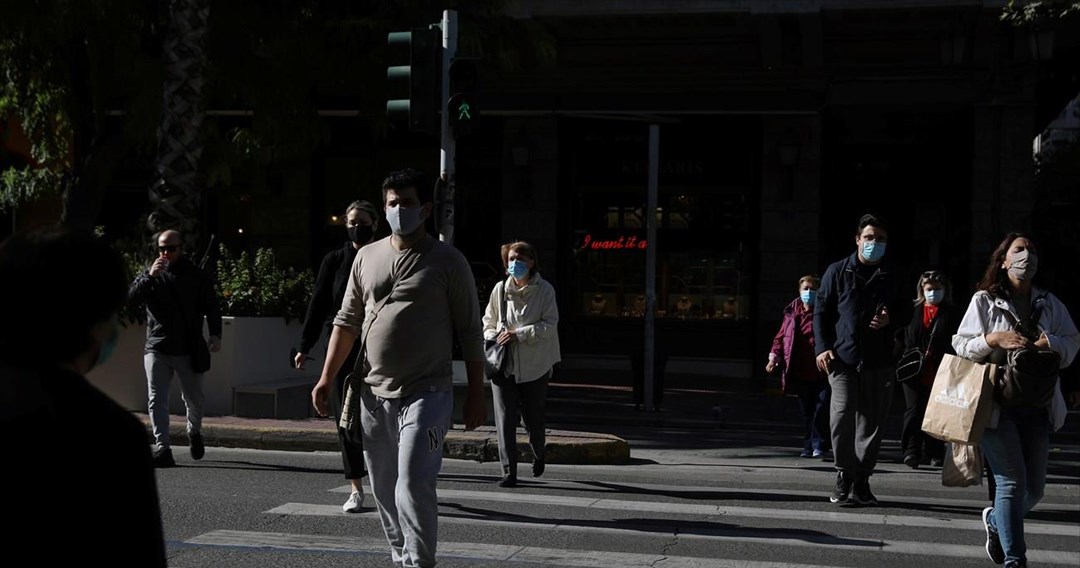 400 κρούσματα στην Αττική, 84 στη Θεσσαλονίκη