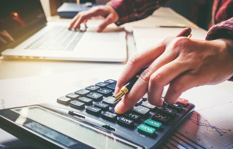Απορρίπτει η Κομισιόν το ενδεχόμενο διαγραφής χρεών λόγω της πανδημίας του κορονοϊού