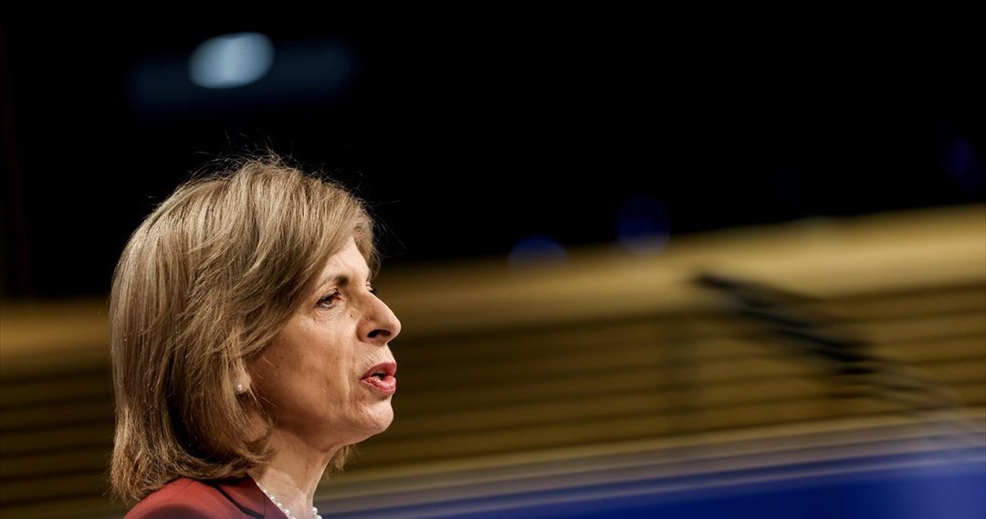 Προτεραιότητα η ανάπτυξη των εμβολίων και η προετοιμασία για νέες μεταλλάξεις