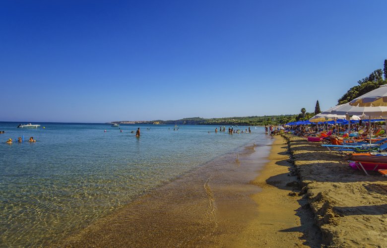 Τέσσερις μαγικές παραλίες που πρέπει να επισκεφθείς – News.gr 1