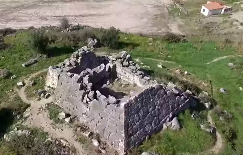 Ταξίδι στην ιστορία και στην… άγνωστη πυραμίδα της Ελλάδας – News.gr