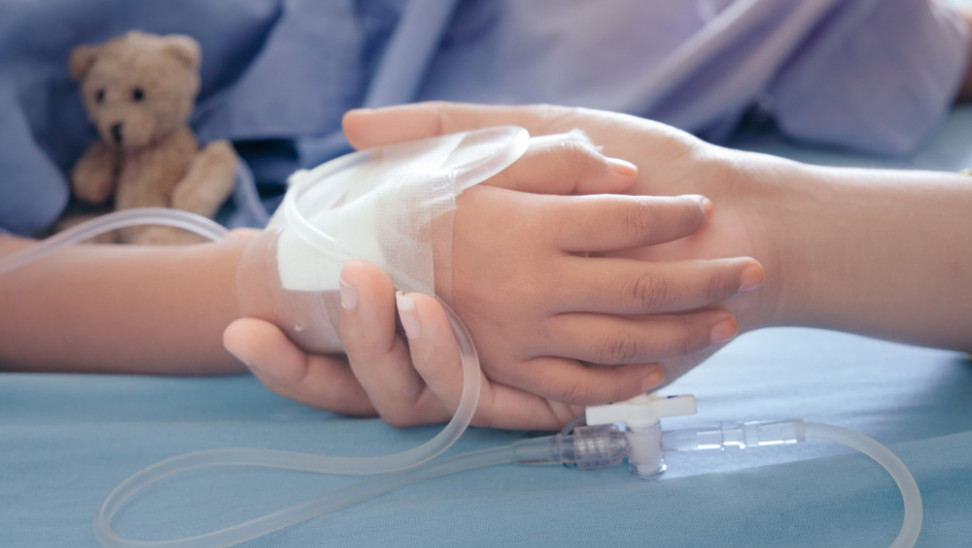 Παρέμβαση δικαιοσύνης για επέμβαση και μεταγγίσεις σε παιδί αντιεμβολιαστών