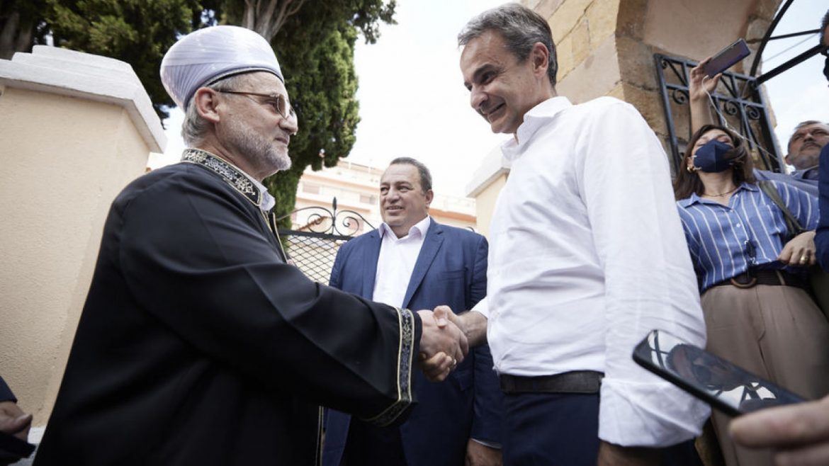 Με εκπροσώπους της μουσουλμανικής μειονότητας συναντήθηκε ο πρωθυπουργός στη Ροδόπη