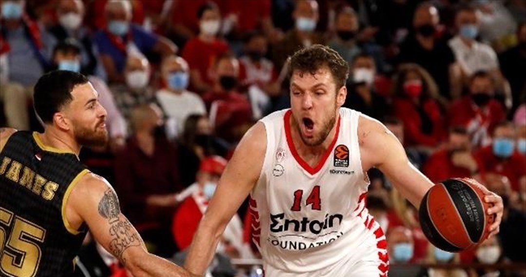 Πιο δημοφιλής παίκτης της Basket League ο Βεζένκοφ