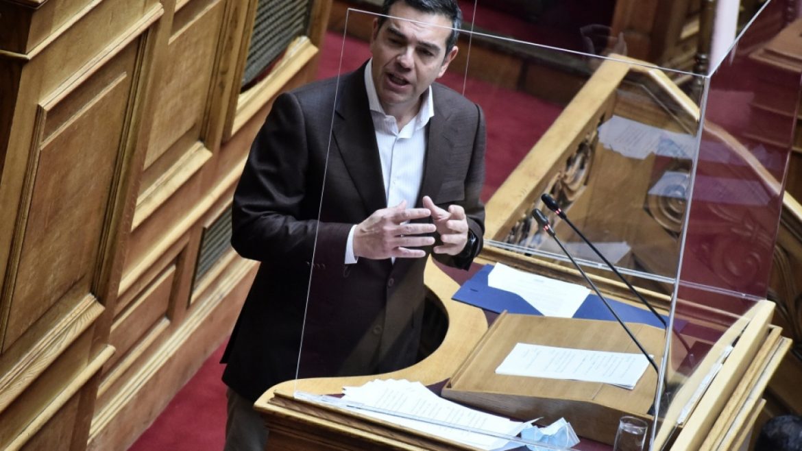 Βουλή: Live η ομιλία του Αλέξη Τσίπρα