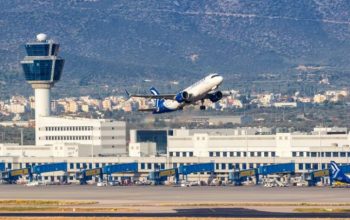 Χάος στα ευρωπαϊκά αεροδρόμια- Όχι όμως στην Ελλάδα  2