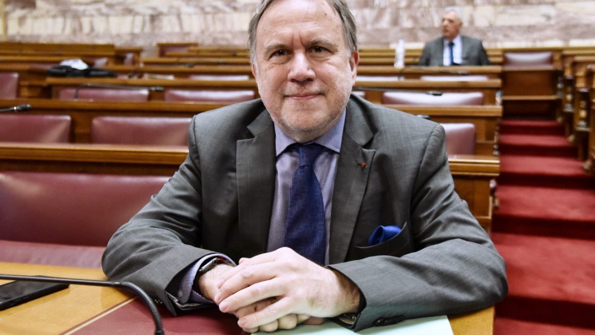 Κατρούγκαλος: Δεν θα επιτρέψουμε στον Μητσοτάκη να δραπετεύσει