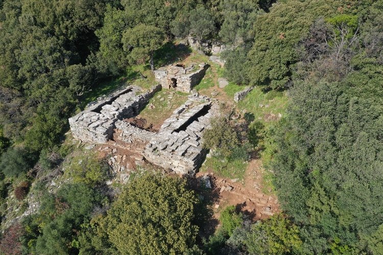 Τα αινιγματικά «σπίτια των δράκων» – News.gr