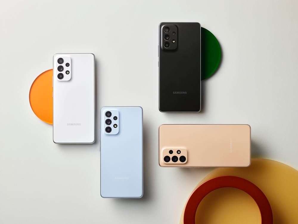 Τα νέα Awesome smartphone της Samsung