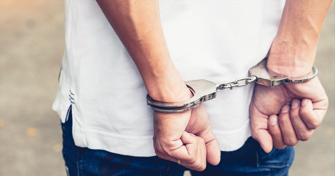 Σύλληψη μέλους σπείρας που διέπραττε ηλεκτρονικές απάτες