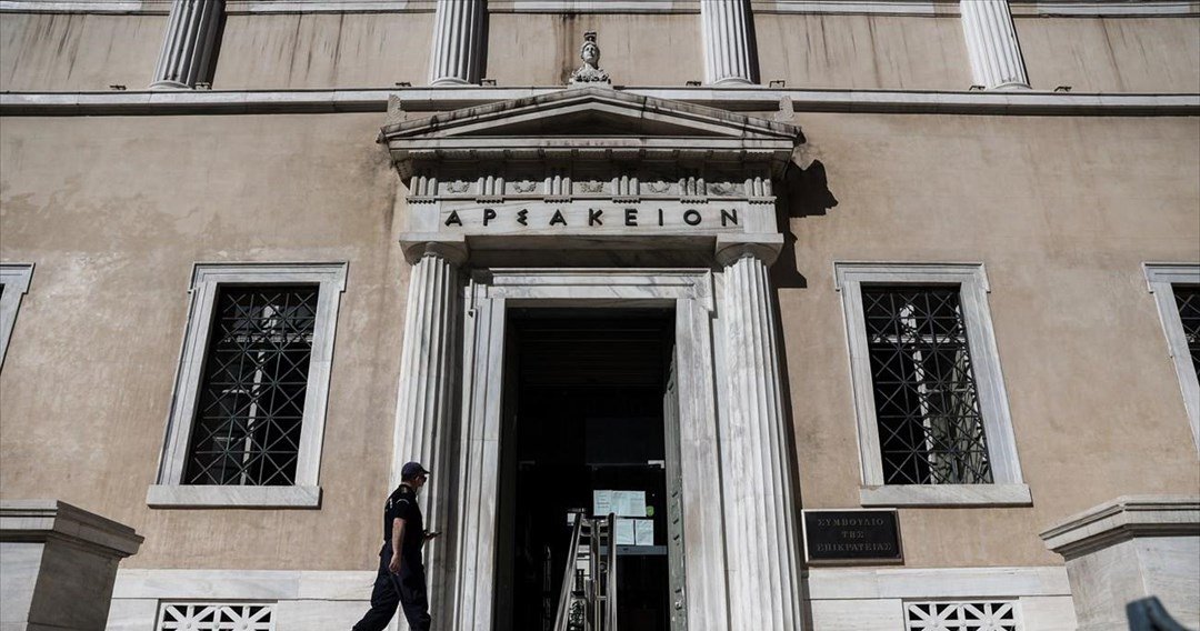 Στο ΣτΕ η προσφυγή της ΠΟΕΔΗΝ για την άρση αναστολών εργασίας υγειονομικών