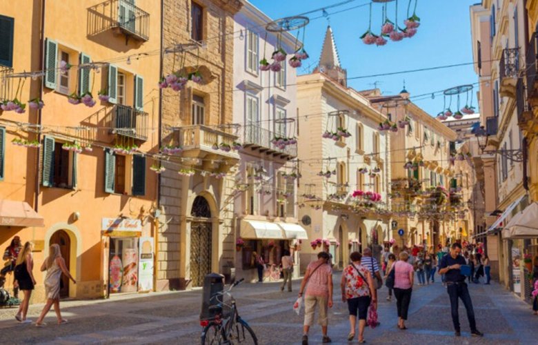 Ποιο νησί προσφέρει 15.000€ αν κάποιος μετακομίσει εκεί – Οι αυστηροί όροι αν μείνει κάποιος εκεί