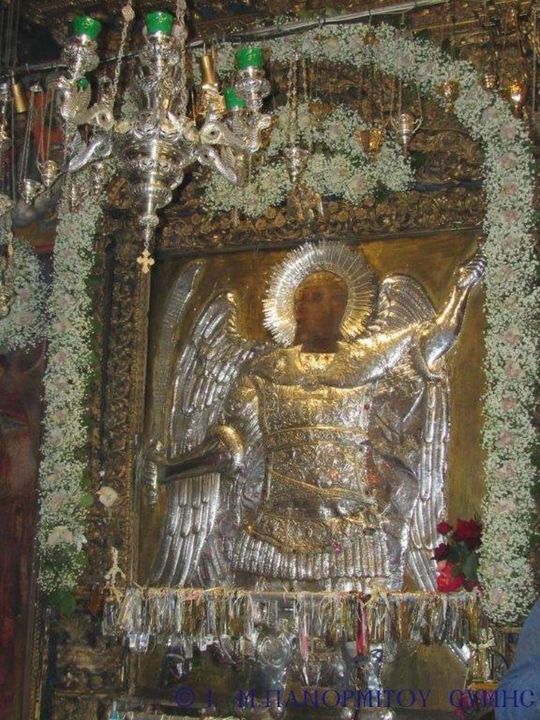 Χιλιάδες προσκυνητές συρρέουν για την Ιερά μονή Πανορμίτη – Ποια είναι η θαυματουργή Εικόνα – News.gr 5