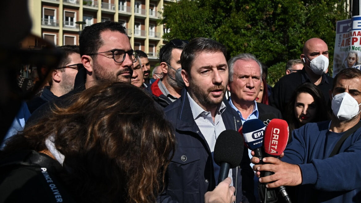 Ανδορυλάκης- Απεργία: Η κυβέρνηση , παραμένει τροχονόμος ισχυρών οικονομικών συμφερόντων
