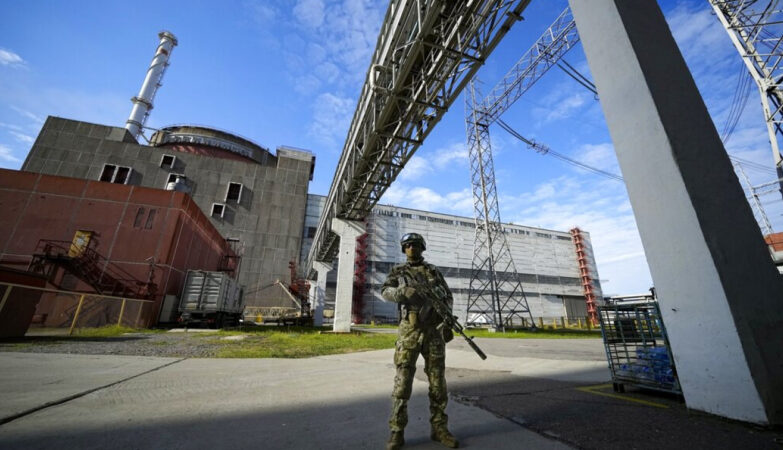 Ουκρανία: «Ενδείξεις» για αποχώρηση των Ρώσων από τον πυρηνικό σταθμό της Ζαπορίζια 23