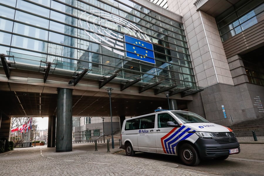 Άρση της ασυλίας Καϊλή και Σπυράκη ζήτησε ο Ευρωπαίος Γενικός Εισαγγελέας