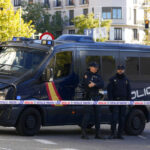 Εστάλη «ματωμένο πακέτο» στην πρεσβεία της Ουκρανίας στη Μαδρίτη 15