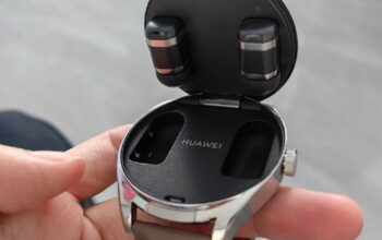 Το smartwatch που κρύβει μέσα του...earbuds! 4