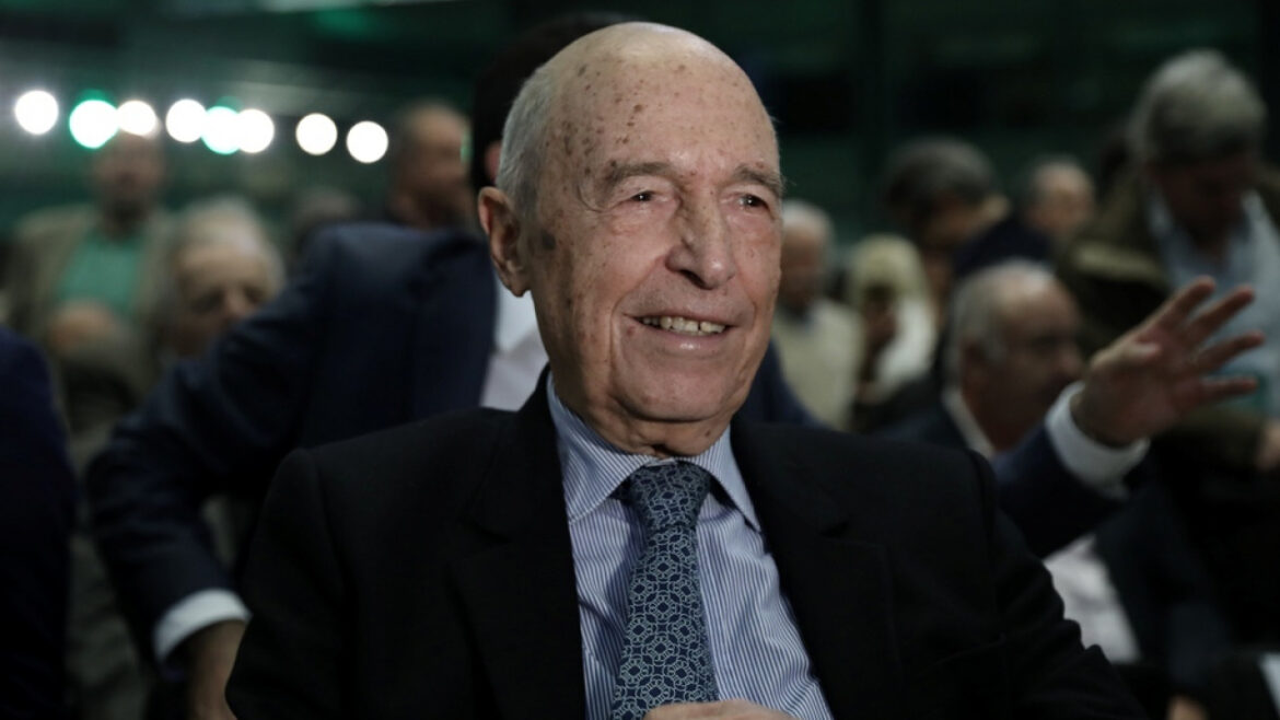 Σημίτης: Πειστικό το πρόγραμμα του ΠΑΣΟΚ και θετική η στάση του Ν. Ανδρουλάκη