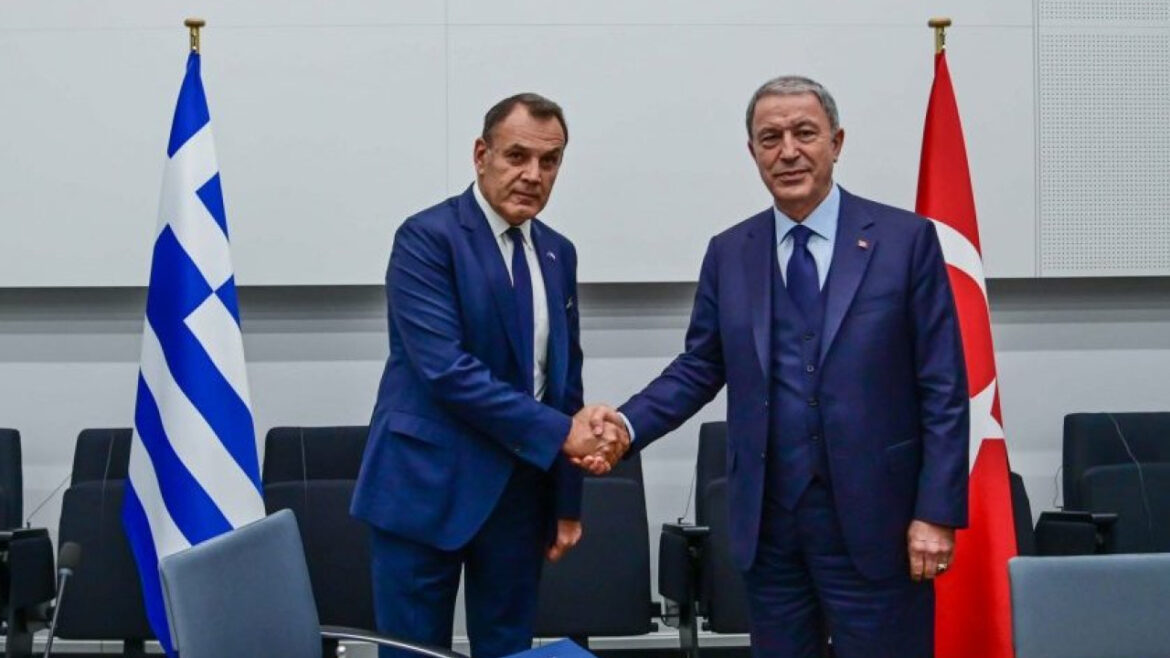 Παναγιωτόπουλος: Τηλεφωνική επικοινωνία με Ακάρ