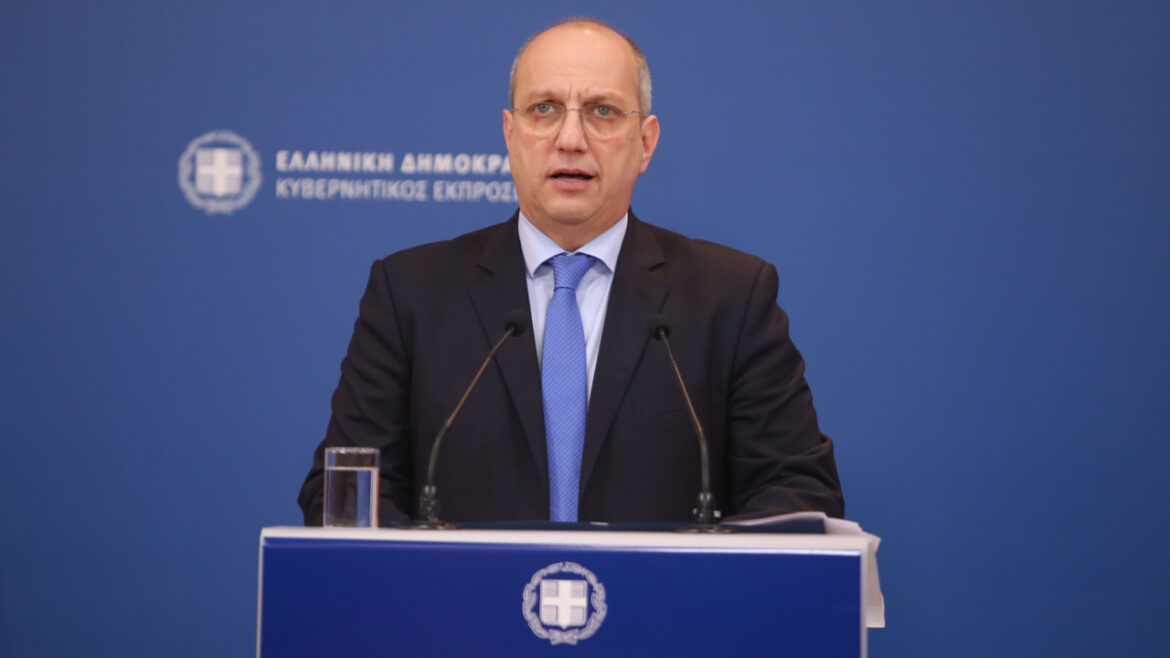 Οικονόμου: Ο κ. Τσίπρας συνεχίζει ακάθεκτος να προκαλεί τη νοημοσύνη των πολιτών