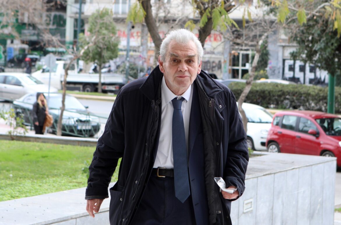 Πρόστιμο 10.000 ευρώ στον Παπαγγελόπουλο