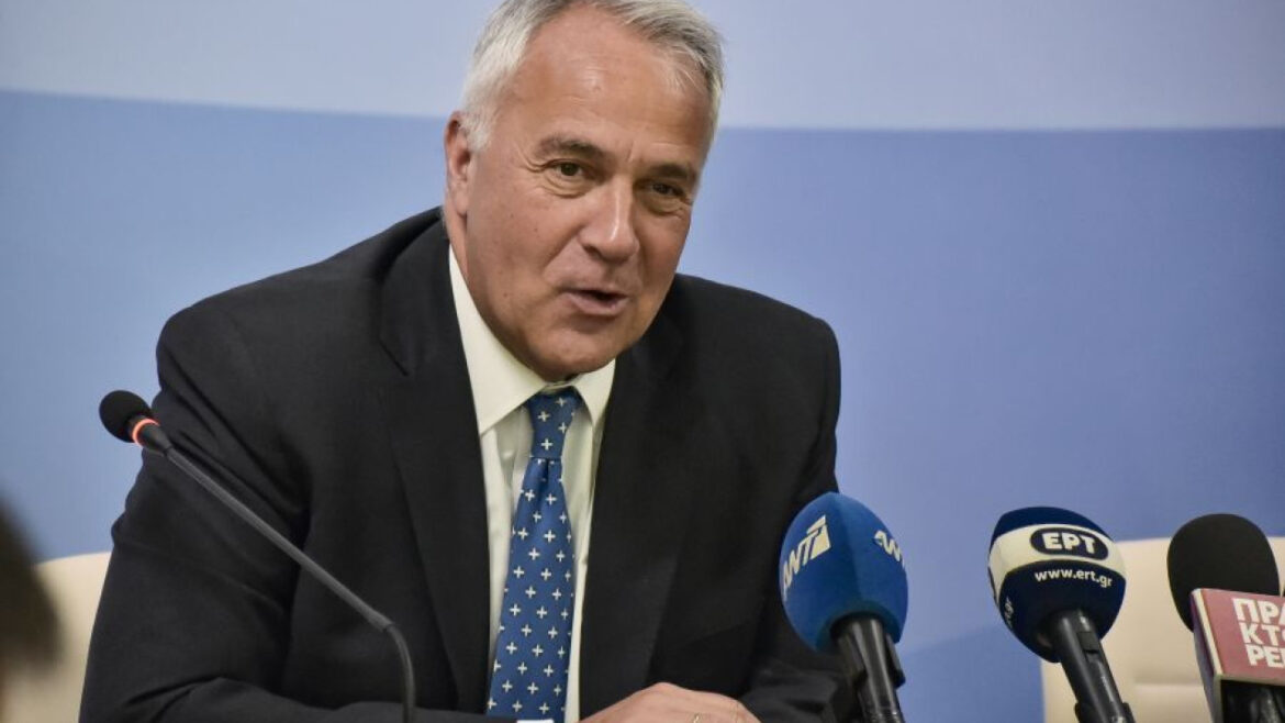 Βορίδης στον ΣΚΑΪ 100,3: Δεν έχει προγραμματιστεί πότε θα στηθούν οι δεύτερες κάλπες, αν οι εκλογές πάνε β΄γύρο