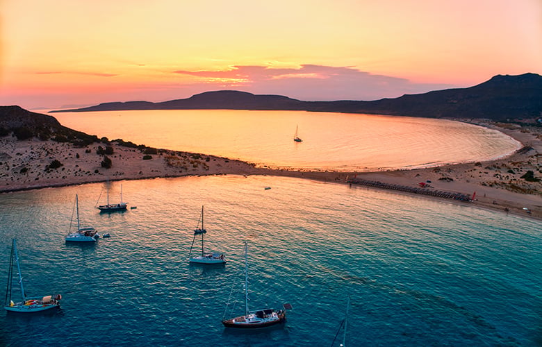 Το ελληνικό νησί που λατρεύουν για διακοπές οι Ιταλοί – News.gr
