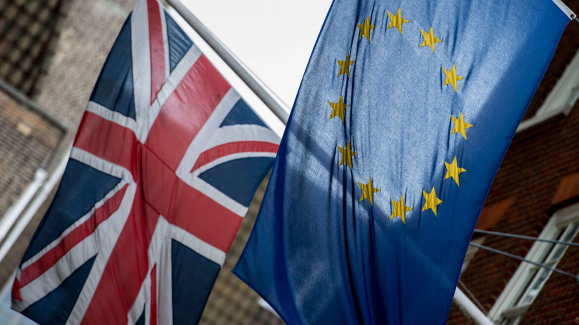 Brexit: Λιγότερο από το 1/5  όσων ψήφισαν υπέρ δηλώνουν ότι «πήγε καλά»