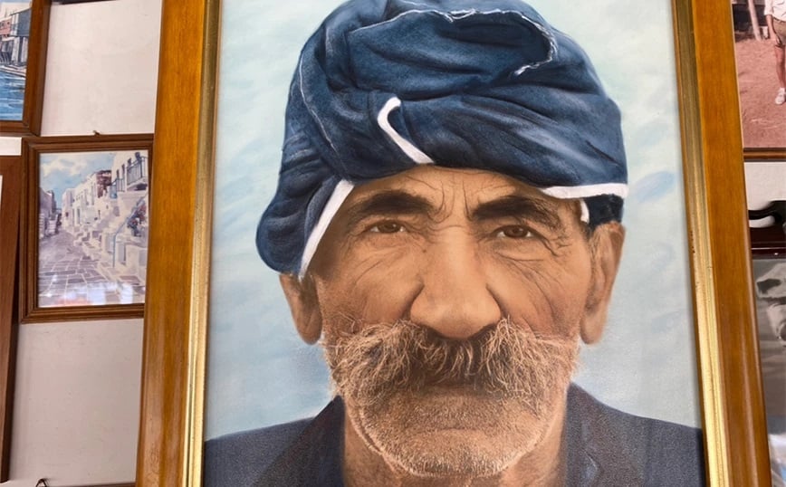 Ποιος ήταν ο Μανώλας από την Ψέριμο που έγινε καρτ ποστάλ και ταξίδεψε την Ελλάδα σε όλο τον κόσμο