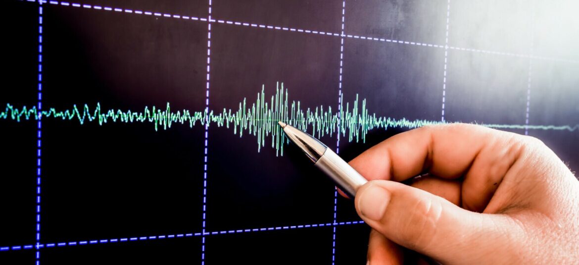 Δεν μπαίνουν στα σπίτια τους ακόμη οι κάτοικοι