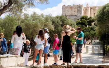 Η Ελλάδα ανεβαίνει ραγδαία στις προτιμήσεις των Ιρλανδών ως ιδανικός προορισμός διακοπών 9