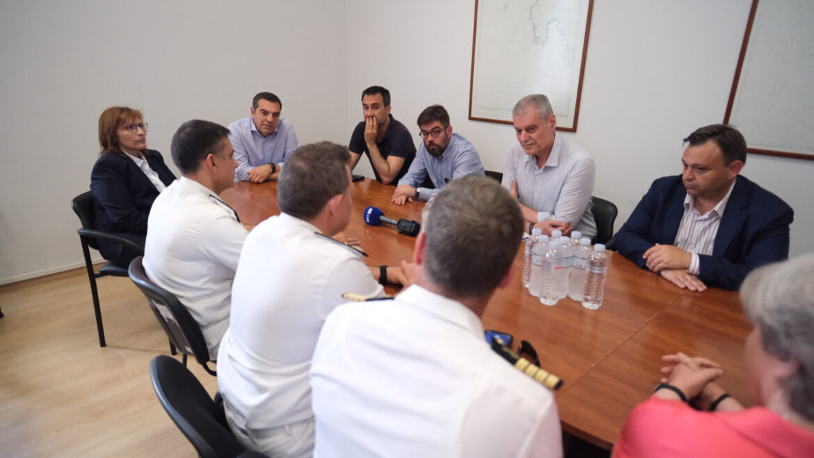 Τσίπρας για ναυάγιο στην Πύλο: Ένα πλοίο υπέρφορτο είναι καταδικασμένο να βουλιάξει;