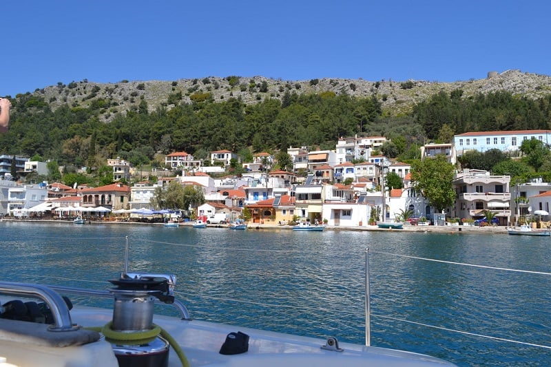 Sold out τα τουριστικά καταλύματα στο νησί τον Ιούλιο και τον Αύγουστο – News.gr