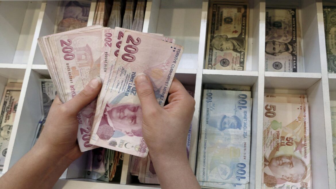 Αύξηση φόρων για την ανοικοδόμηση μετά τους σεισμούς