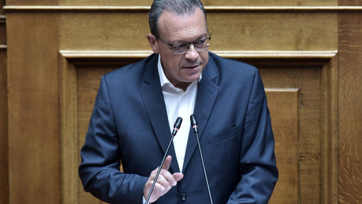 Φάμελλος: Το αποτύπωμα της πυρκαγιάς αποδεικνύει την ανεπάρκεια της ελληνικής Πολιτείας