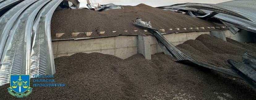 40.000 τόνοι σιτηρών καταστράφηκαν από τις ρωσικές επιθέσεις