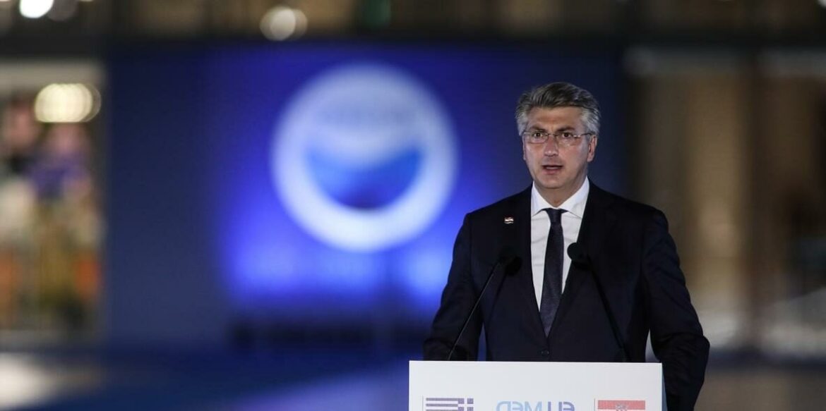 «Αδειάζει» τον Μιλάνοβιτς ο πρωθυπουργός της Κροατίας