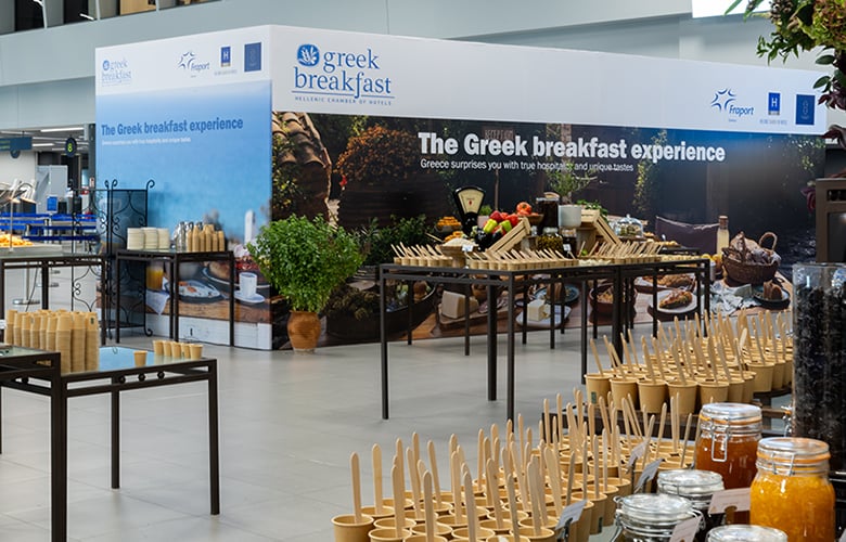 Ελληνικό Πρωϊνό στο Αεροδρόμιο Θεσσαλονίκης «Μακεδονία»  – News.gr