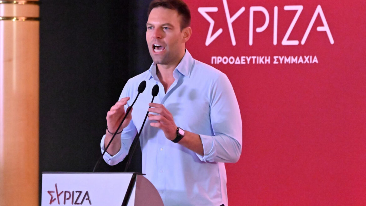 Κασσελάκης: Τσακαλώτος και Πέρκα οφείλουν να παραδώσουν τις έδρες τους