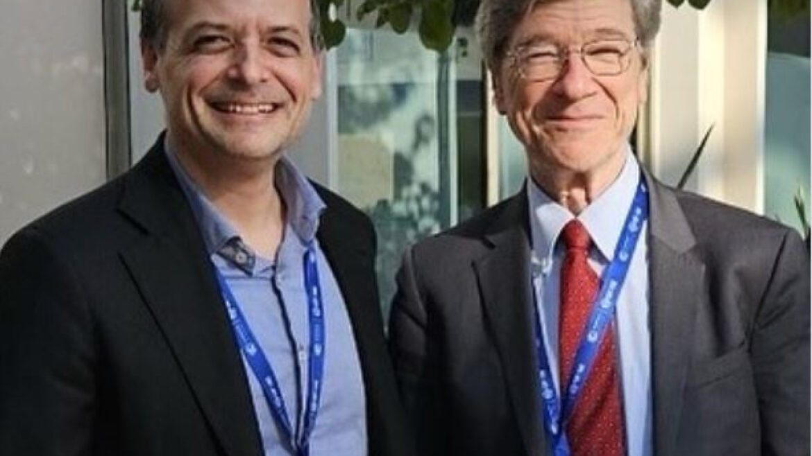Δούκας: Συναντήθηκε με τον κορυφαίο οικονομολόγο Τζέφρι Σακς