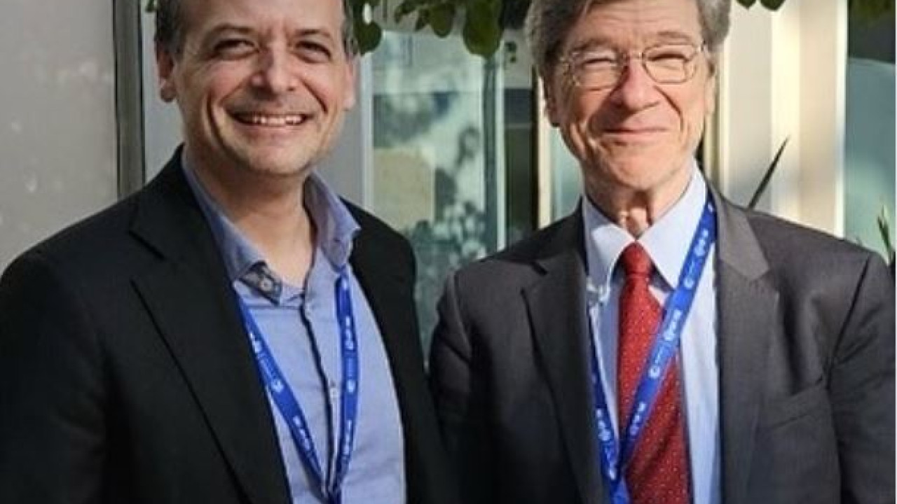 Δούκας: Συναντήθηκε με τον κορυφαίο οικονομολόγο Τζέφρι Σακς 1