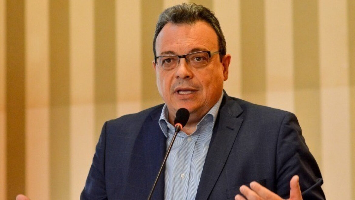 Φάμελλος: Να ασκήσουμε ισχυρή αντιπολίτευση για τις ανάγκες της κοινωνίας και της χώρας