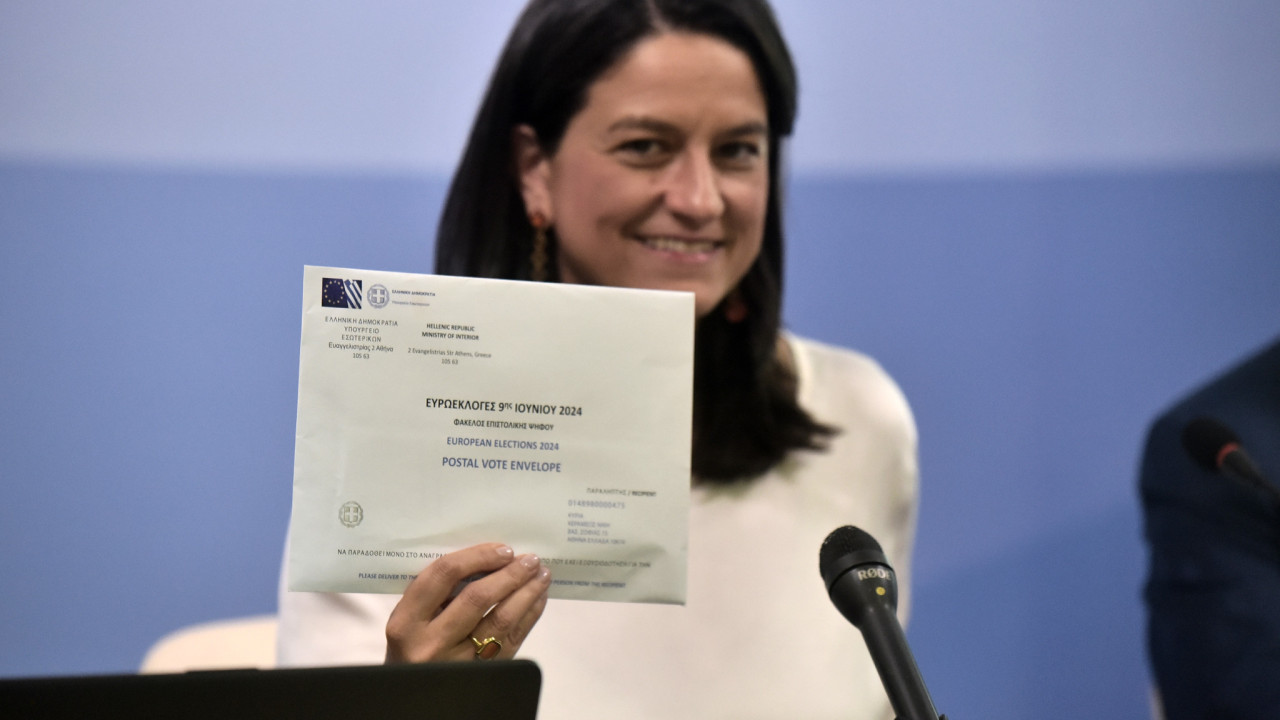 Κεραμέως: Στην Κύπρο αύριο για ενημέρωση σχετικά με την επιστολική ψήφο 1