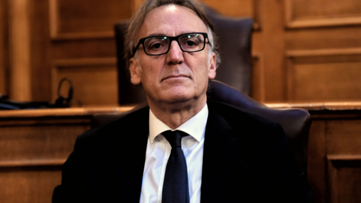 Τέμπη: Αρνείται να υπογράψει την κατάθεσή του ο Μαουρίτσιο Καποτόρτο – Αντίδραση Μαρκόπουλου