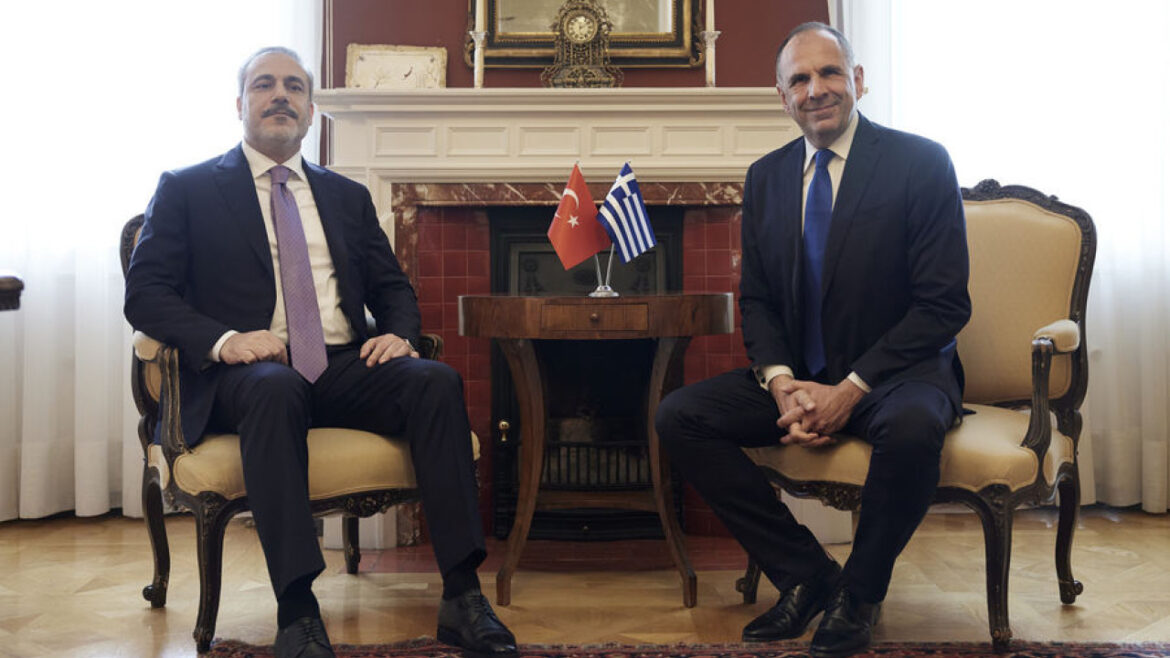 Γεραπετρίτης – Φιντάν: Συνάντηση στο Λονδίνο