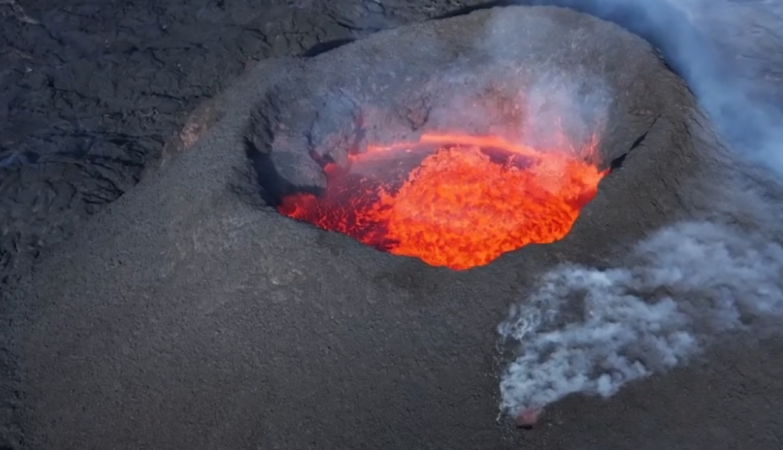 Εξερράγη το ηφαίστειο Ρουάνγκ στην Ινδονησία 24