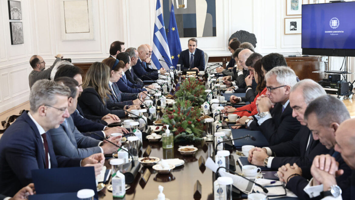 Δημοσκόπηση Alco: Αυτοί είναι οι δημοφιλέστεροι υπουργοί της κυβέρνησης