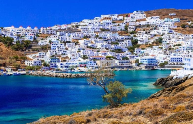 Αυτά είναι τα 16 πιο «χαλαρωτικά» νησιά της Ελλάδας, σύμφωνα με τους βρετανικούς Times