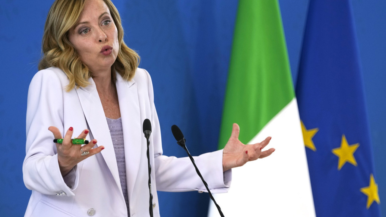 Μελόνι: Οι χώρες-μέλη της ΕΕ δεν πρέπει να έχουν άμεση εμπλοκή στο δάνειο της Ουκρανίας 1
